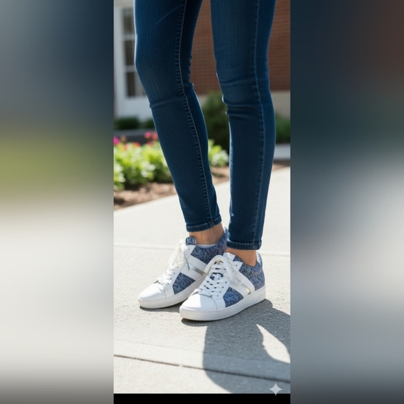 Michael Kors Shoes - Michael Kors Keaton Logo Denim and Leather Sneaker Size 7 (EUC)